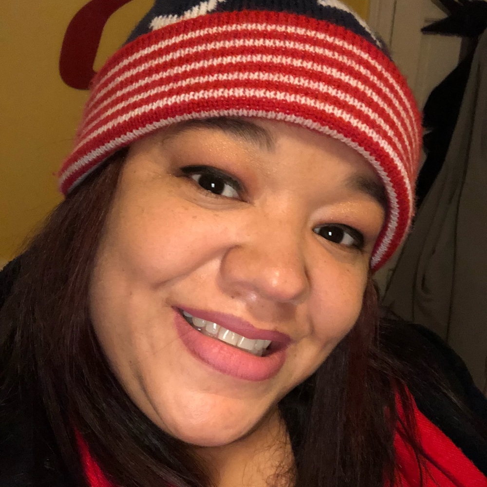 Meet your Posher, Elizabeth